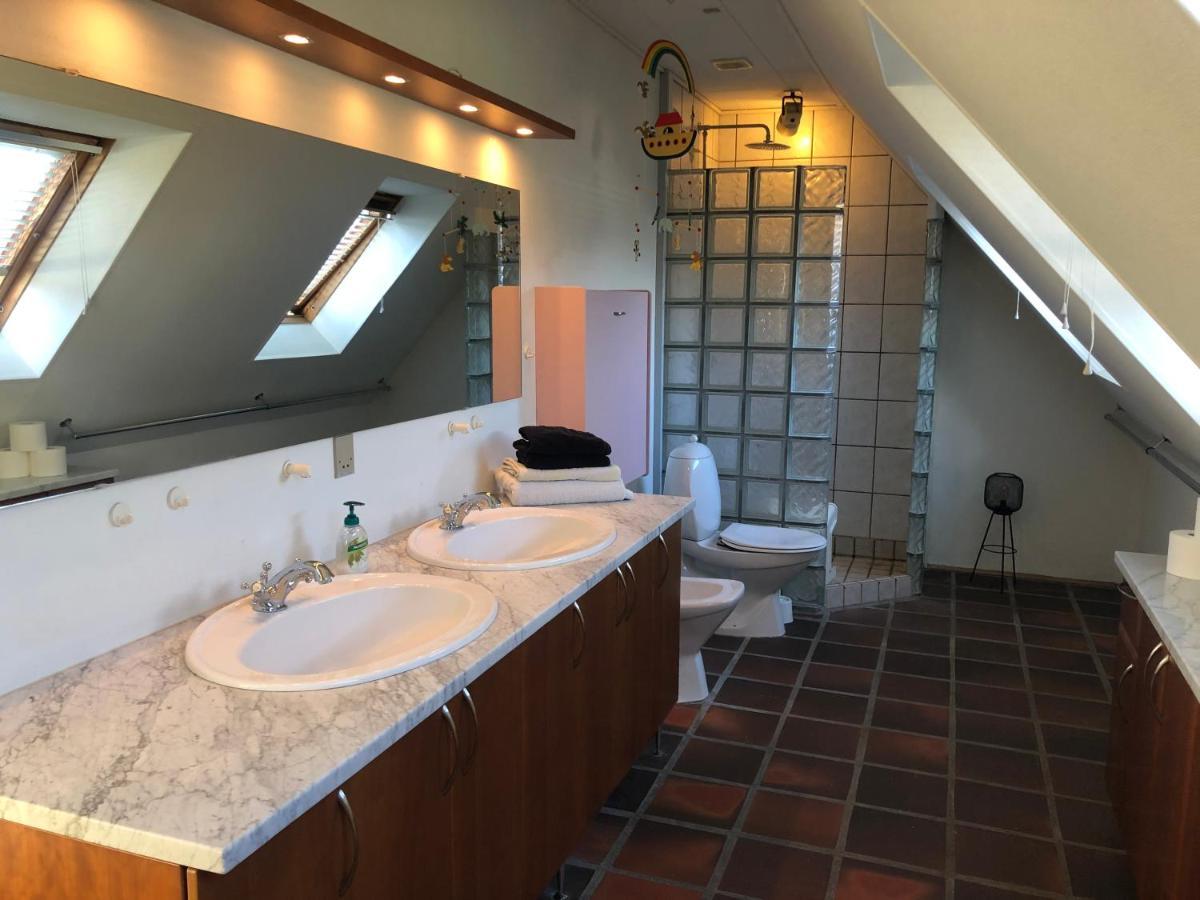 Apartmán Dejligt Vaerelse Med Eget Bad Og Havudsigt Assens Exteriér fotografie